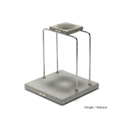 そこに置くだけで、空間の印象が整うコーヒードリッパースタンド