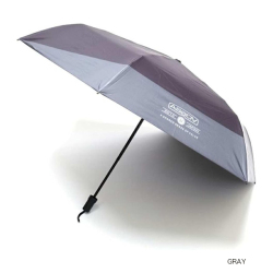 雨兼用でつかえる折り畳み傘。