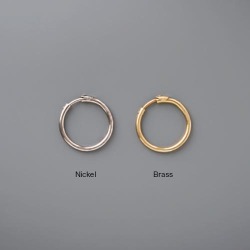 シンプルなスプリングプルリングになります。