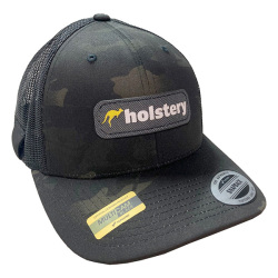 キャップの左右に伸縮性ループが付いたメッシュキャップ。