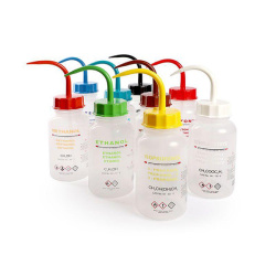 ドイツの実験器具メーカーISOLAB 社によるウォッシュボトル（薬品洗浄瓶）