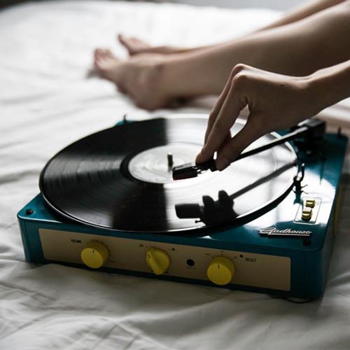 Gadhouse レコードプレーヤー Brad Retro record（IVORY