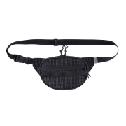 格子柄部分に反射糸を使った素材を使用したファニーパック。