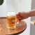 タイガーのイラストが目を惹く、ユニークなビールジョッキ2個セット。