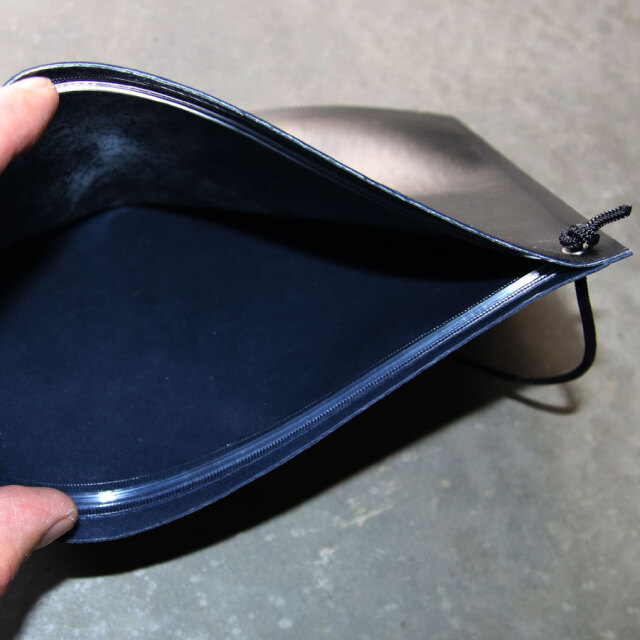 BETA POST (ベータ ポスト) WELDER ZIP POUCH / B02R WCS-06