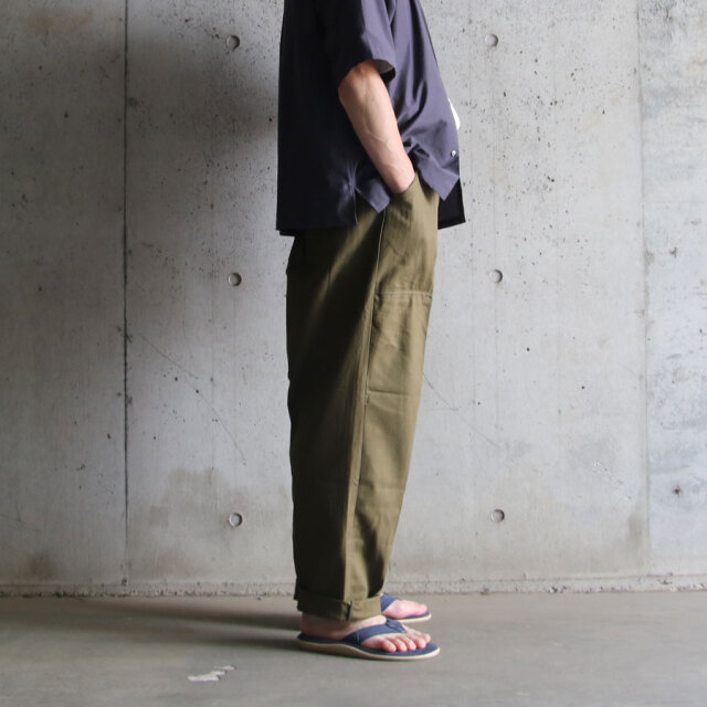 DEAD STOCK,MILITARY,チェコ軍,cook pants,ミリタリーウエア　コーディネート,40代ファッション,ユニセックス,ワークパンツ