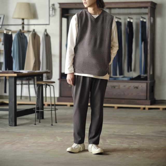 curly,カーリー,curly 通販,curly 東京取り扱い店舗,CABLE JACQUARD VEST -solid,241-200212