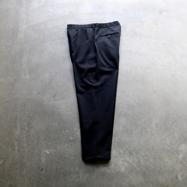 CURLY&Co,カーリー,relaxing-fit tapered trousers,223-43071