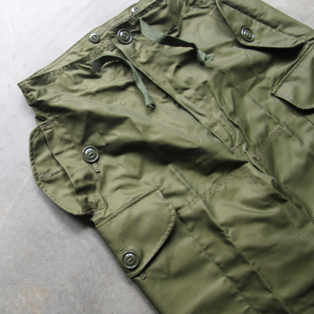 DEAD STOCK,MILITARY,カナダ軍 ecw windproof オーバーパンツ