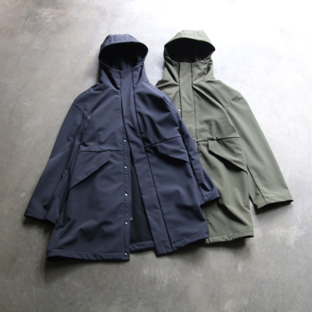 お買い得！ DESCENTE PAUSE デサントポーズ アノラック 白っぽい パーカー