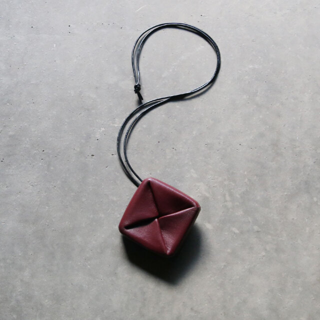 ED ROBERT JUDSON / CLIX spring clip neck holder emboss 05