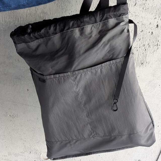 KaILI (カイリ) [ BIG KIWI ] ポーチ/ショルダーバック (BLACK)