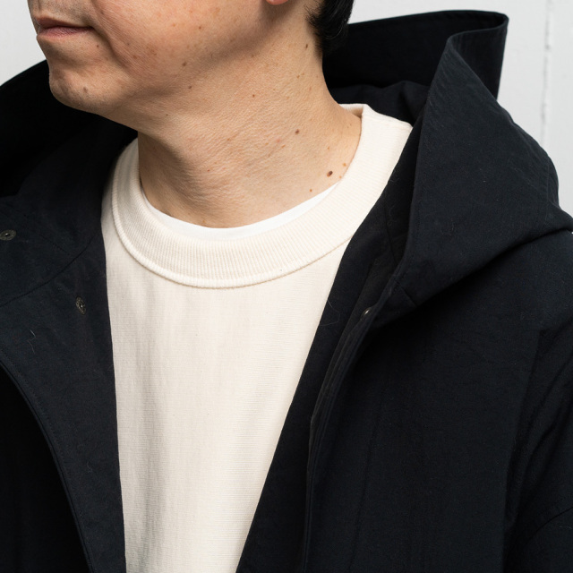 STILL BY HAND 塩縮ナイロンフーデッドコート　カーキ　48 STILL BY HAND(スティルバイハンド）/ CO01243 / コート – style