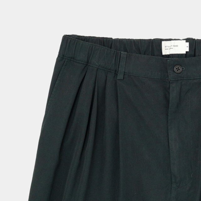 STILL BY HAND ダークグレー スラックス 44 STILL BY HAND _ センタープレススラックス / Charcoal-44 | R1