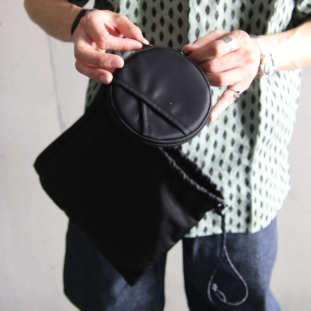 KaILI (カイリ) [ KIWI ] ポーチ/ショルダーバック (BLACK)