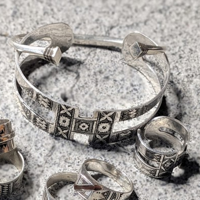 TouaregSilverトゥワレグシルバー　19号 TOUAREG SILVER (トゥアレグシルバー) [ EBONY BRACELET / GIZA