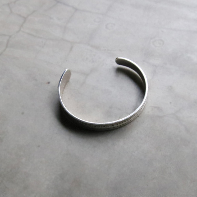 TOUAREG SILVER JEWELRY シルバーバングル A16 TOUAREG SILVER (トゥアレグシルバー)[BANGLE A16] バングル