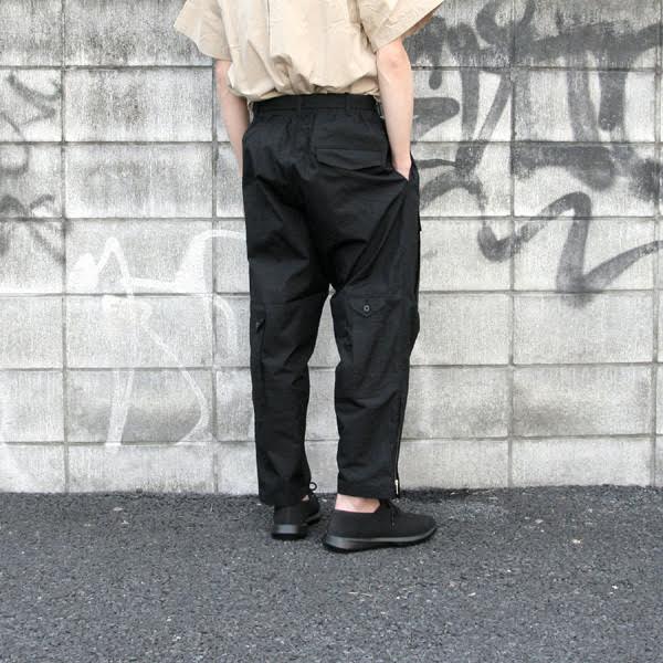 tuki,pilot pants