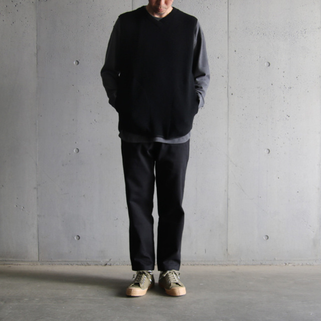 TUKI (ツキ) 0170 [SHORT SHORT SLIM TROUSERS / KATSURAGHI DRILL