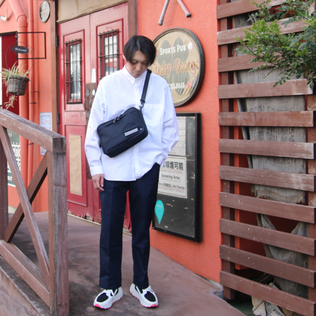WHITEAGE,ホワイタージュ,MOD.NAVY Shoulder Bag M,WHITEAGE 通販,WHITEAGE 東京取り扱い店舗