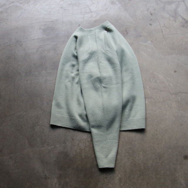 美品24AW【YLÈVE (イレーヴ) / LAMBS WOOL KN P/O】 YLEVE (イレーヴ) 1703260076 [LAMBS WOOL KN P/O] ラムウール
