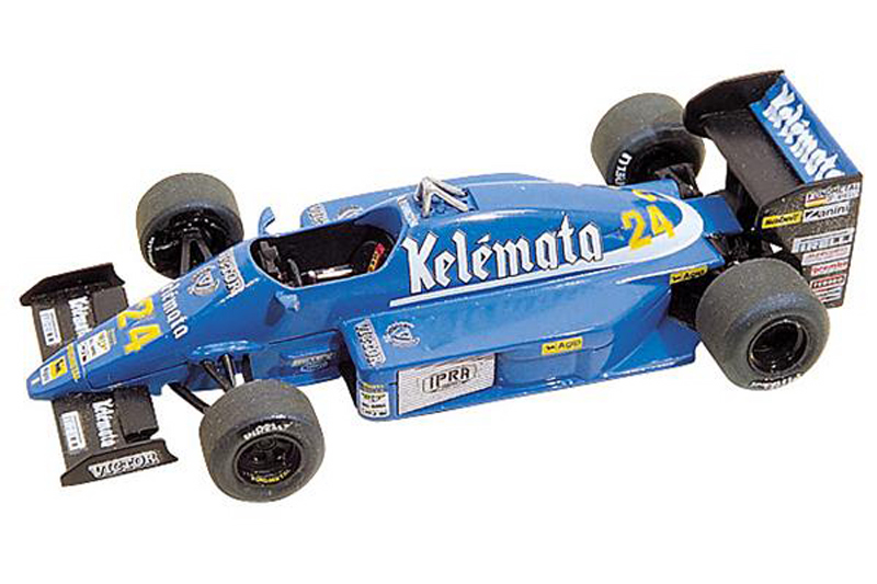 TMK048
