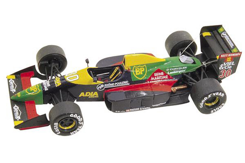 取り寄せ] タメオ 1/43 メタルキット ラルース ローラ LC89