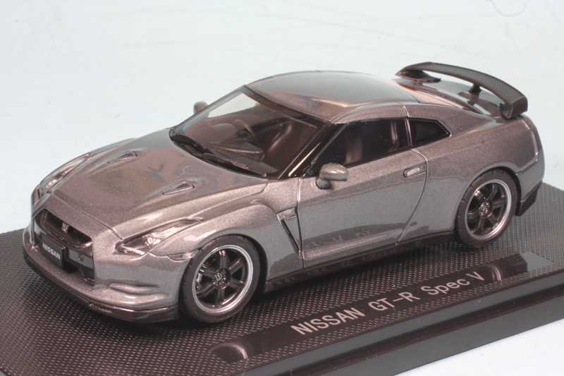 エブロ 1/43 ニッサン GT-R R35 SpecV 2009 ダークメタリックグレー 44168