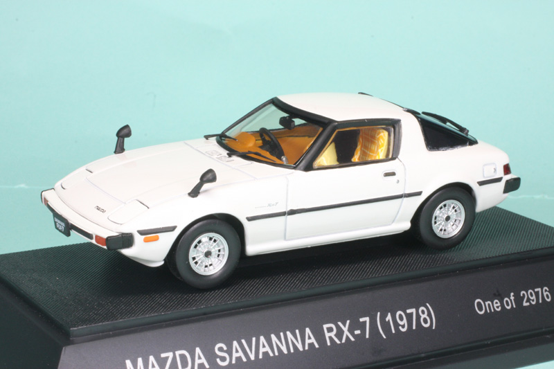 エブロ 1/43 マツダ サバンナ RX-7 1978 ホワイト 43150