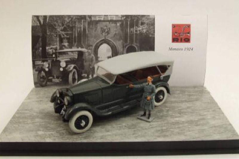 リオ 1/43 メルセデス ベンツ 11/40 1924 グレー (ヒットラー フィギュア付) 4346
