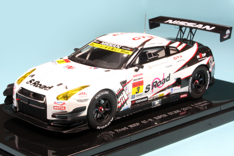 EBBRO Nissan GT-R Super GT ミニカー4台セット 1:43 EBBRO 44042 Nissan GT-R SUPER GT Test Car 2008 model