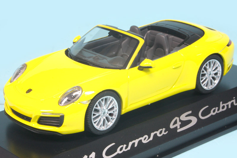 マキシチャンプス 1/43 ポルシェ 911 カレラS カブリオレ 2005