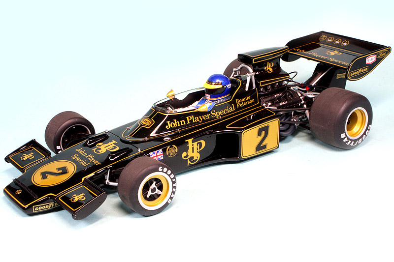 オートアート 1/18 ロータス 72E 1973 R.ピーターソン ドライバー
