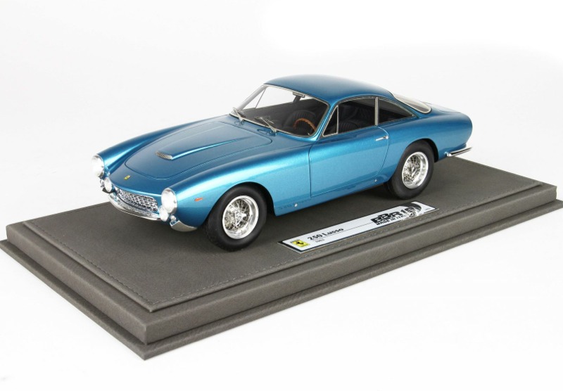 [予約] BBR 1/18 フェラーリ 250 GT ベルリネッタ ルッソ メタリックスカイブルー 限定32台 ディスプレイケース付き　BBR1843B