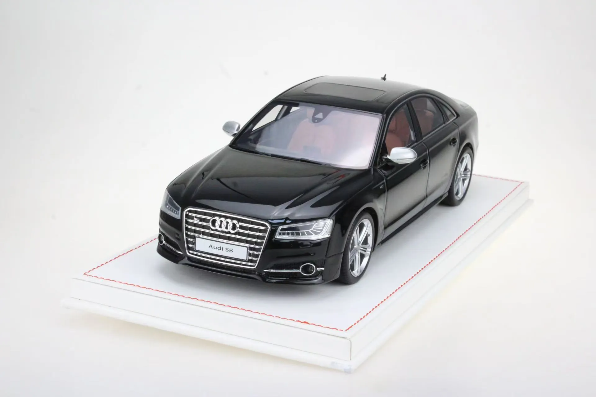 1/43 シュコー　アウディ　S8 セダン　ミニカー　ブラック アウディ S8 (ブリリアントブラック) (ミニカー) - ホビーサーチ