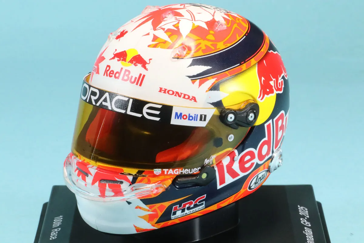 スパーク 1/5 ヘルメット 角田裕毅 2025 5HF195 ミニカーショップ ロム
