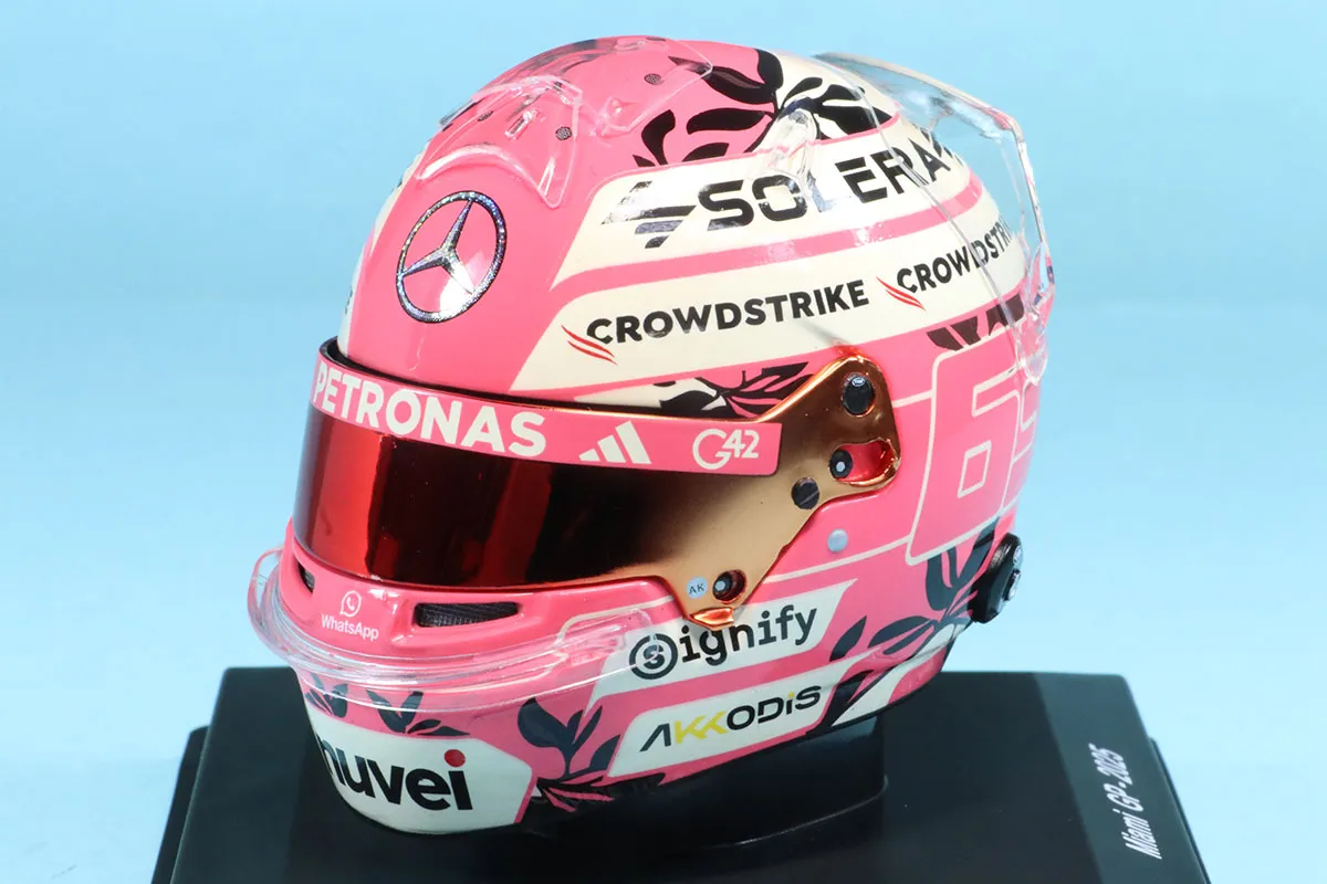 スパーク 1/5 ヘルメット メルセデス AMG  ジョージ ラッセル   2025  マイアミGP　5HF198