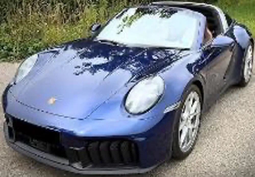 [予約] ミニチャンプス 1/64 ポルシェ 911 (992.2) タルガ 4 GTS 2025 ブルーメタリック　640064141