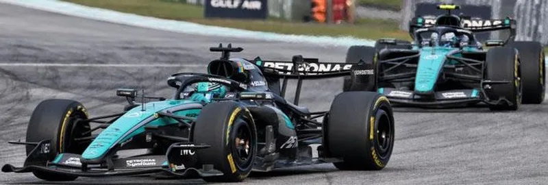 [予約] ミニチャンプス 1/64 メルセデス-AMG ペトロナス F1チーム W17 アントネッリ/ラッセル バーレーンGP IN マレーシア 2台セット　640261263