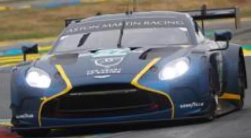 [予約] スパーク 1/64 アストンマーチン・ヴァンテージ AMR LMGT3 No.27 ハート・オブ・レーシング・チーム ルマン 2025 I.ジェームズ M.ドルディ Z.ロビション　64S072