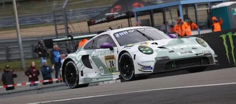 [予約] スパーク 1/64 ポルシェ 911 GT3 R (992) Evo26 No.24 Lionspeed GP 5位 24H ニュルブルクリンク 2026 L. ハインリッヒ - L. ヴァンソー - R. フェラー　64S193