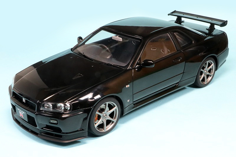 オートアート 1/18 ニッサン スカイライン GT-R R34 VスペックII ブラックパール　77407