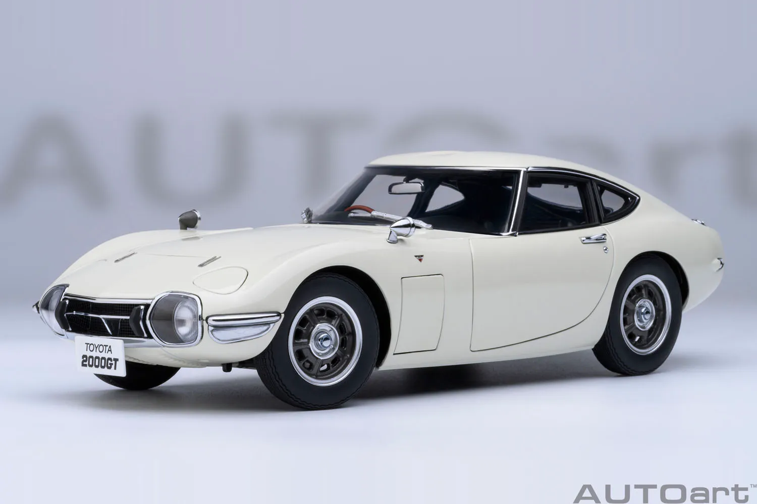 トヨタ 2000GT  TOYOTA AUTOart  オートアート AUTOart 1/18 トヨタ 2000GT 1967 （ゴールド） 79549 | AUT