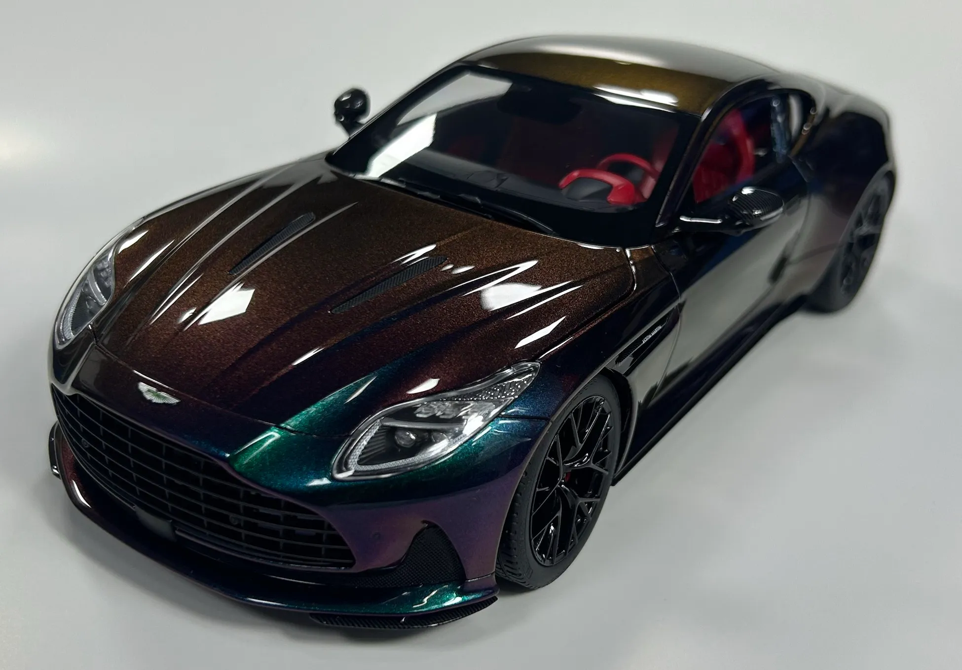期間限定お買い得商品 | 通販 1/18 アストンマーチンラピード