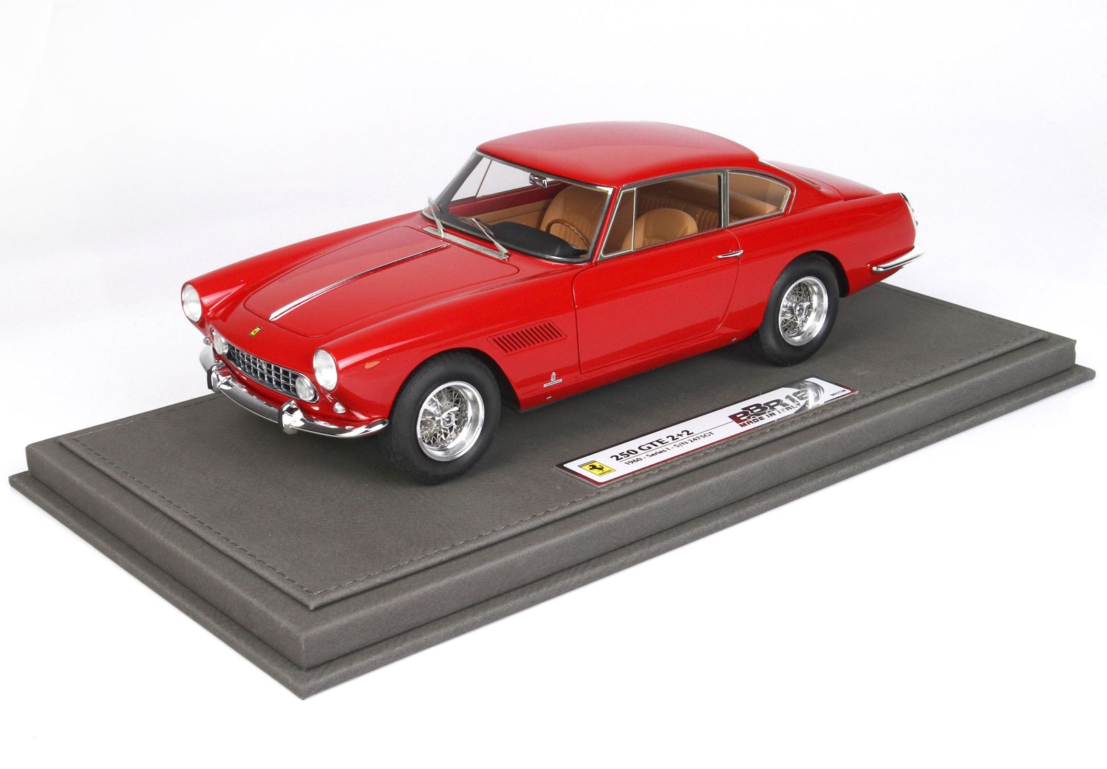 予約] BBR 1/18 フェラーリ 250 GTE 2+2 1960 レッド ケース付き BBR1850C