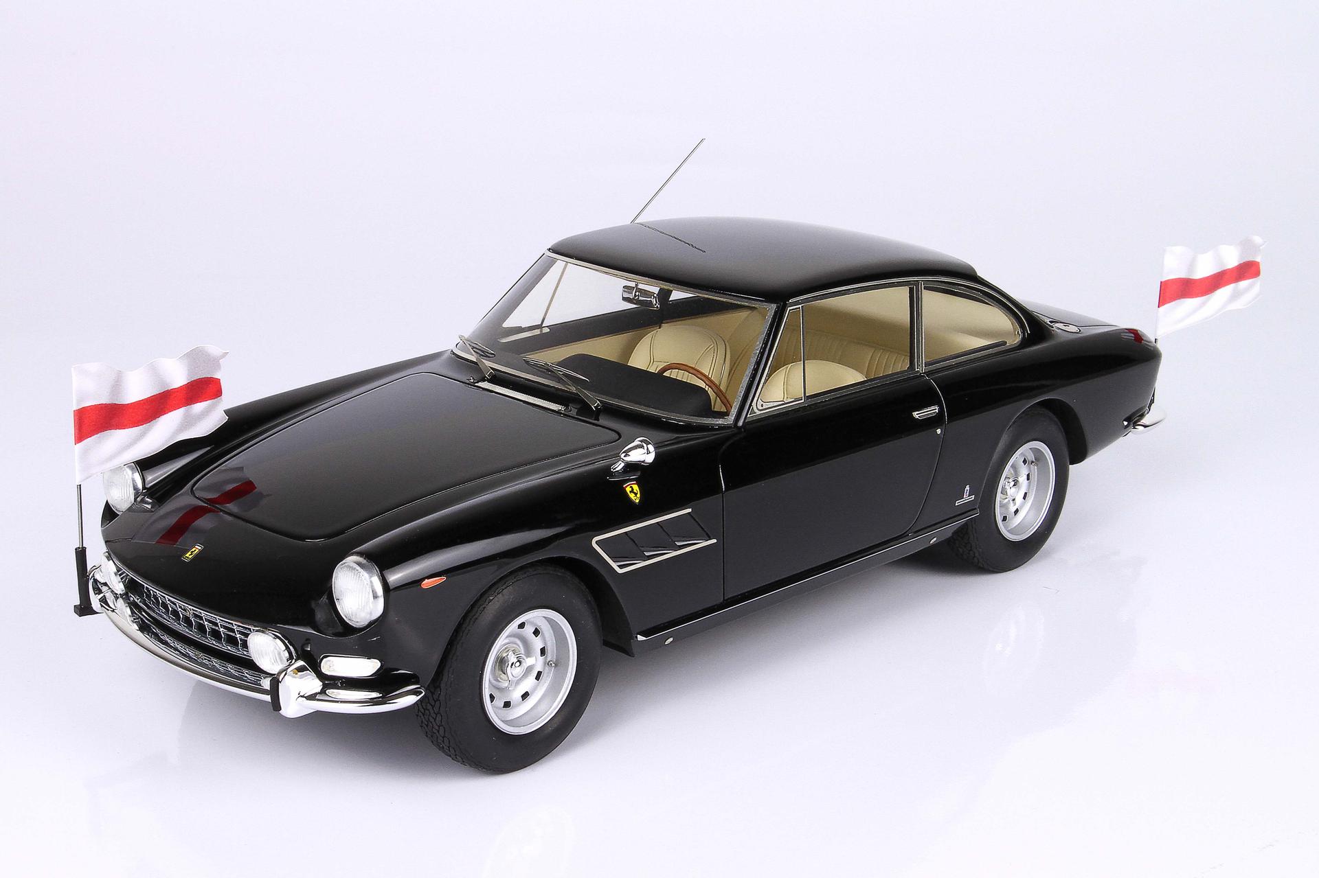 [予約] BBR 1/18 フェラーリ 330 GT 2+2 ブラック ペースカー 限定99台 ディスプレイケース付き　BBR1858