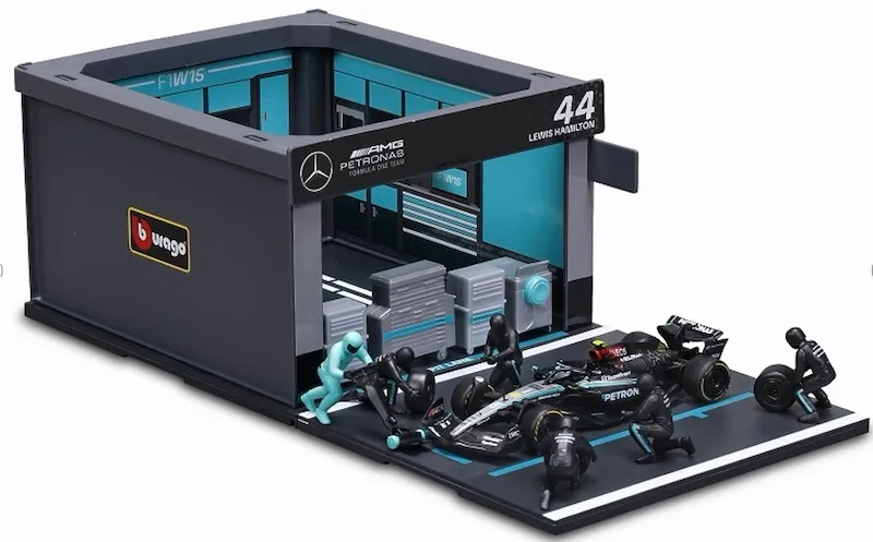 ブラーゴ 1/43 メルセデス AMG ペトロナス F1チーム PIT PASS セット W15  No,44 l.ハミルトン (クルー×6pcs,パドックガレージ)　BUR38452H