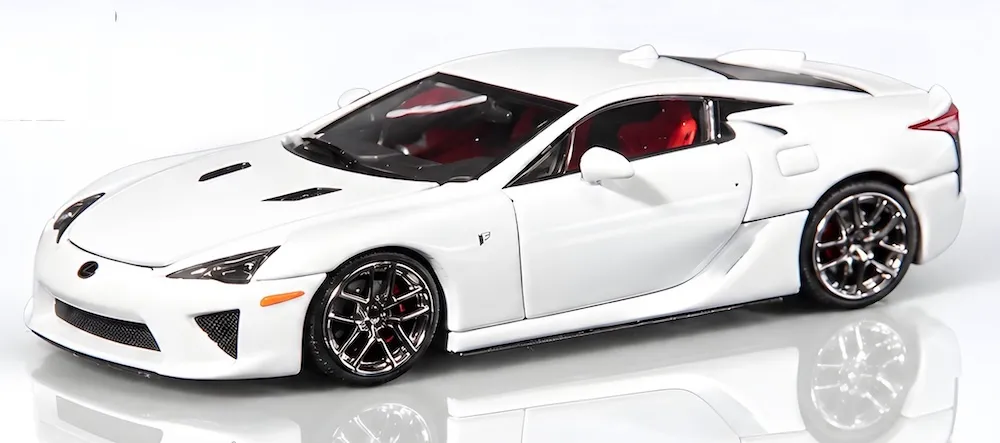 [予約] モデルワン 1/64 レクサス LFA ホワイテストホワイト フルオープン仕様（会場限定）　C33211