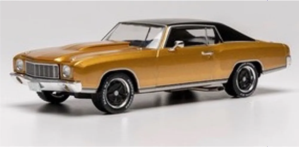 [予約] イクソ 1/43 シボレー モンテカルロ 1971 シャンパン　CLC661N
