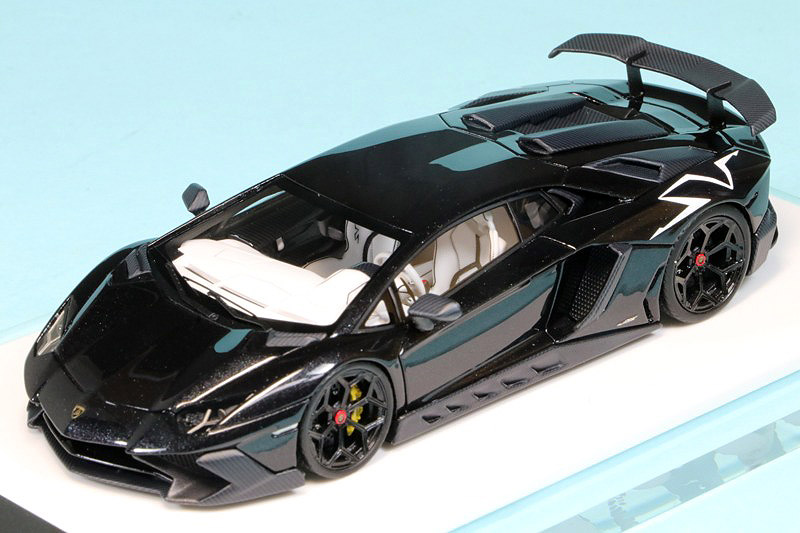 Davis & Giovanni 1/43 NOVITEC アヴェンタドール LP750-4 SV メタリックブラック　DG43001MBK